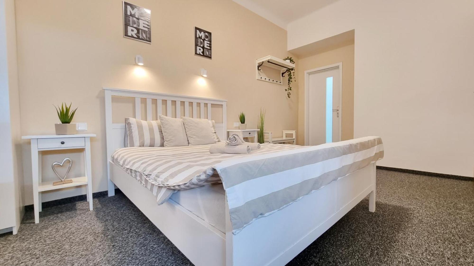 פראג Finnem Rentals Florenc חדר תמונה